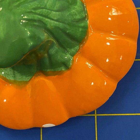 Ceramic Pumpkin Candy Dish/Tealight Holder - Picture 3 of 7